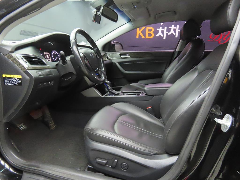 HYUNDAI Sonata - Vista 5