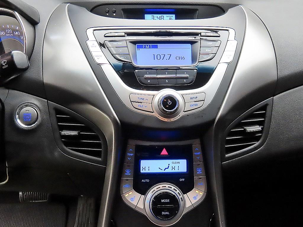 HYUNDAI Avante 2011 - Importación desde Corea - HF Imports Iquique - Foto 16