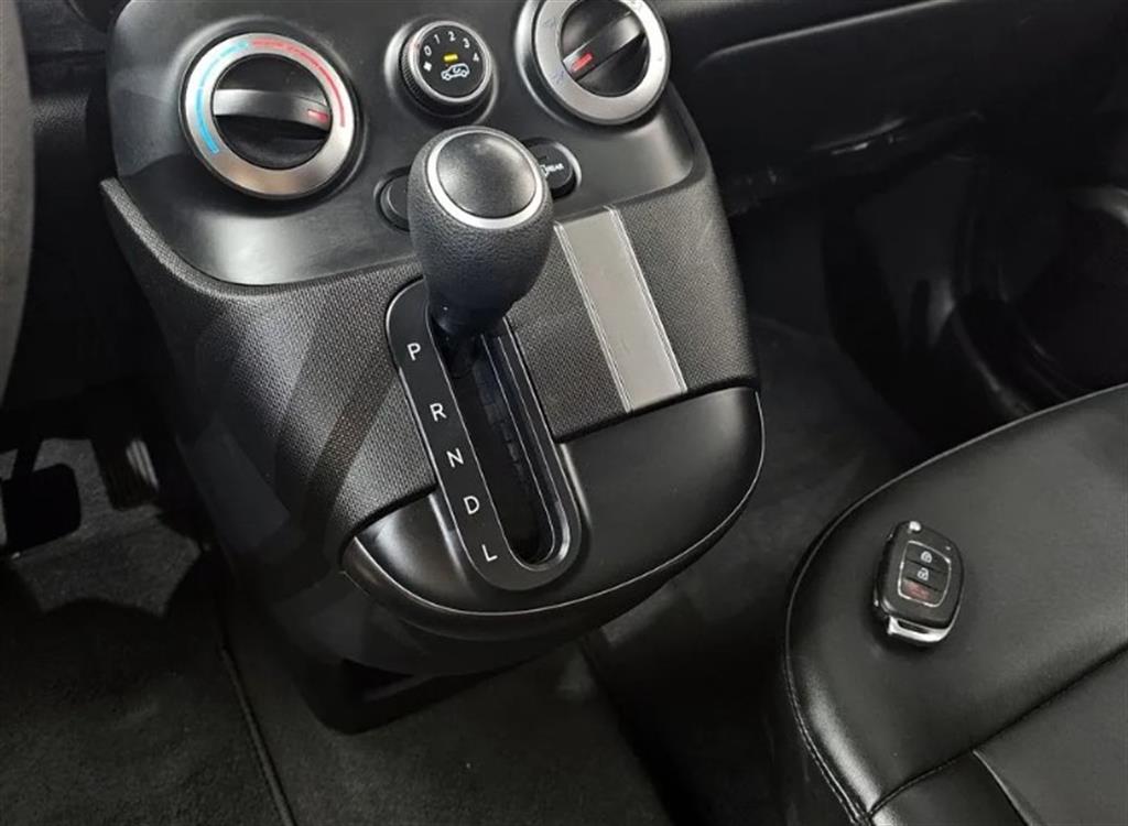 HYUNDAI Casper - Vista 9