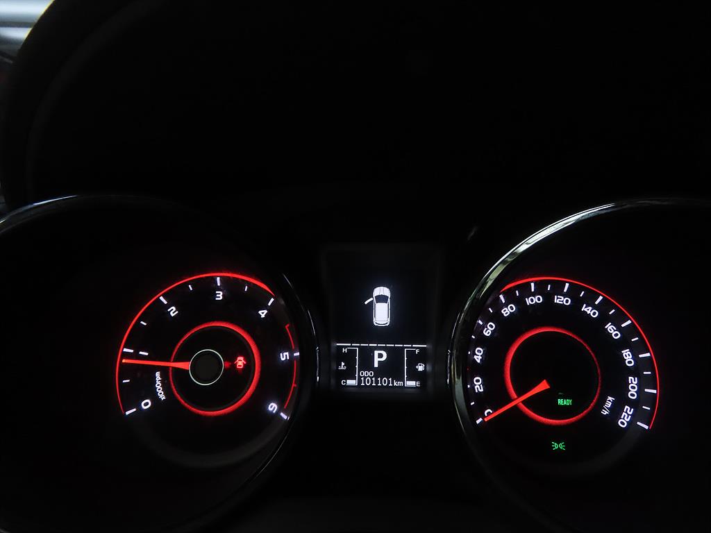 Ssangyong Tivoli - Vista 9