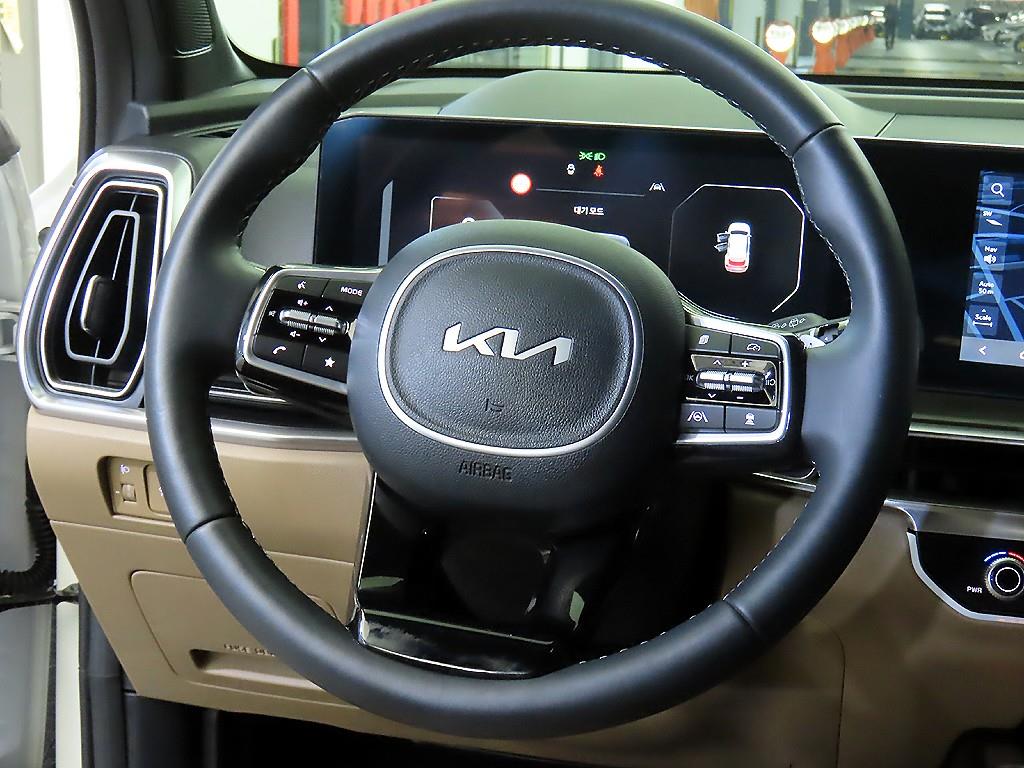 KIA Sorento - Vista 8