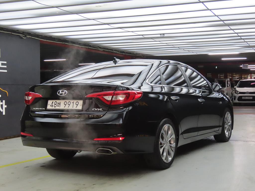 HYUNDAI Sonata - Vista 4