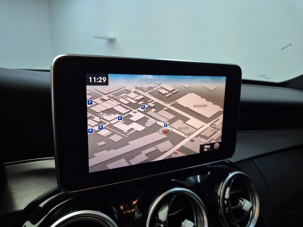 Mercedes Benz C Class 2018 Blanco - Importación desde Corea - HF Imports Iquique - Foto 14