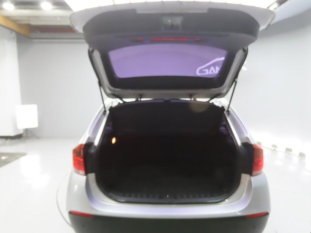 BMW X1 2010 Plateado - Importación desde Corea - HF Imports Iquique - Foto 9