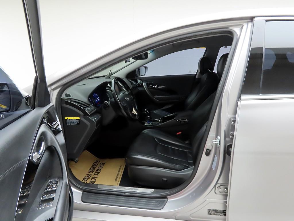 HYUNDAI Grandeur 2012 Plateado - Importación desde Corea - HF Imports Iquique - Foto 13