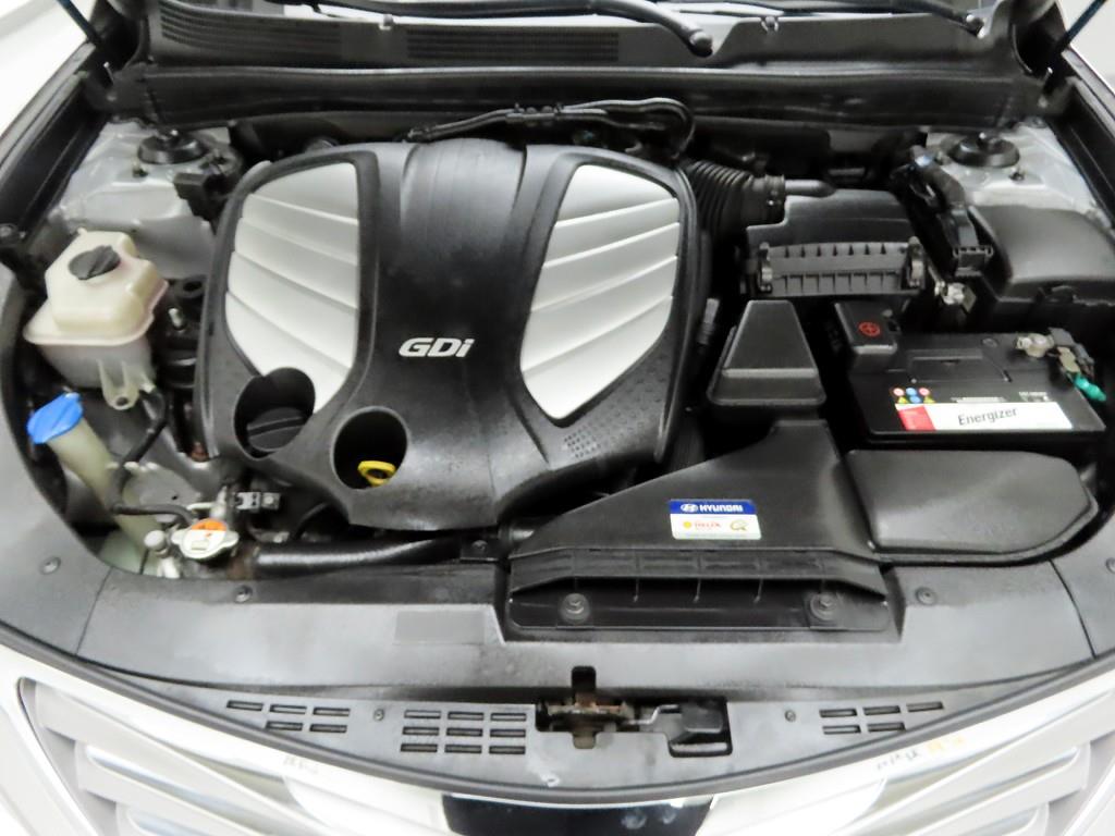 HYUNDAI Grandeur 2012 Plateado - Importación desde Corea - HF Imports Iquique - Foto 20