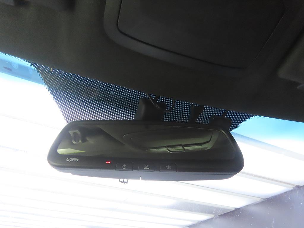 Ssangyong Tivoli - Vista 12