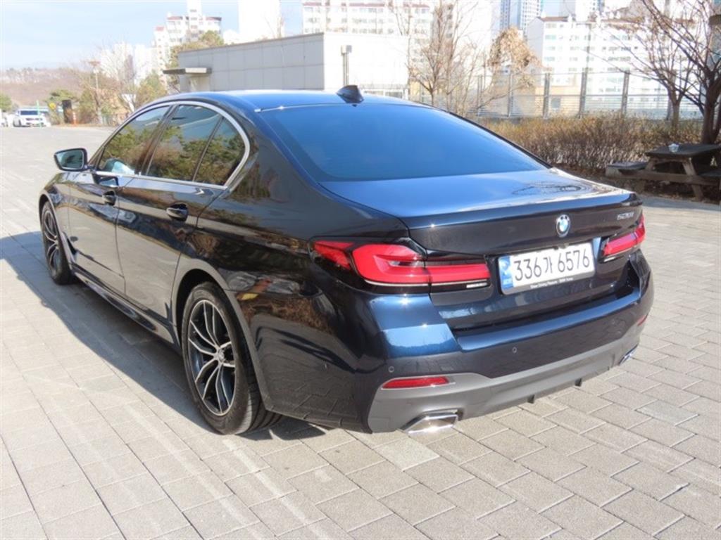 BMW 5 Series - Vista 7