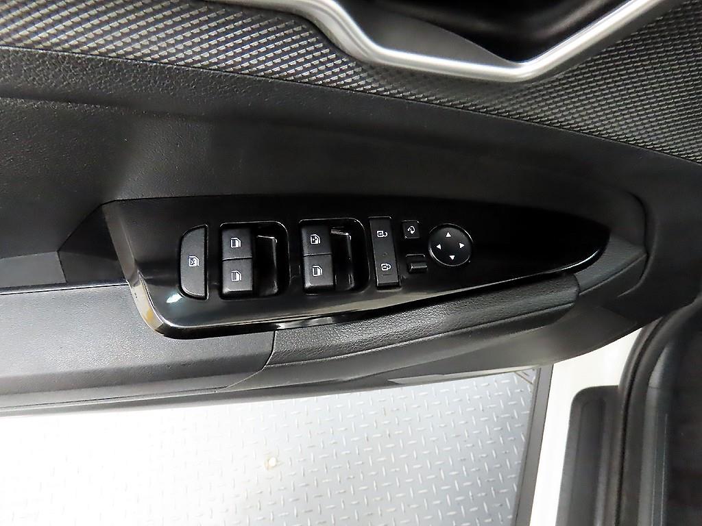 KIA Sportage - Vista 11