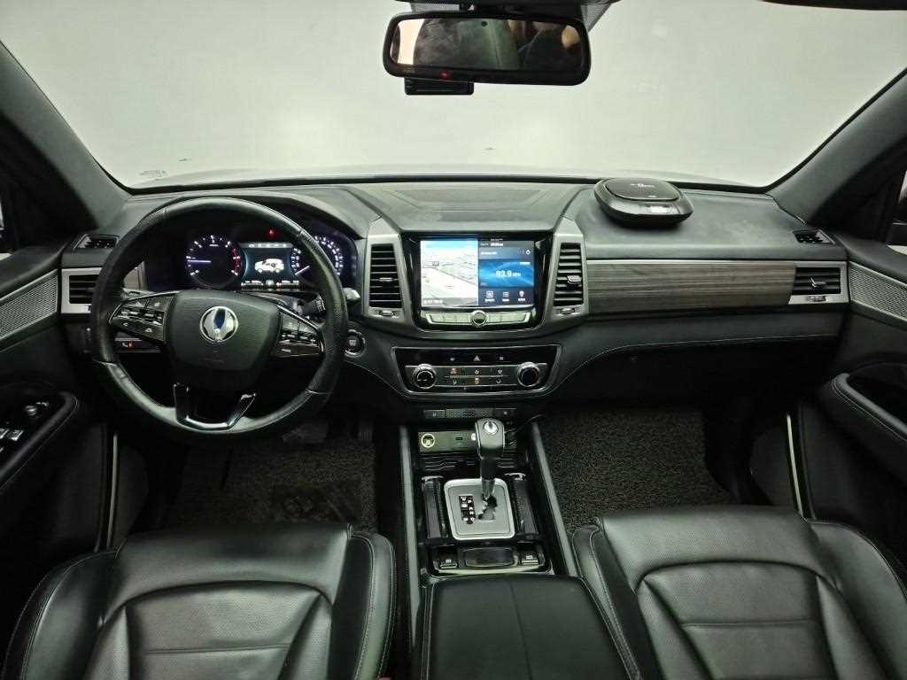 Ssangyong Rexton - Vista 7