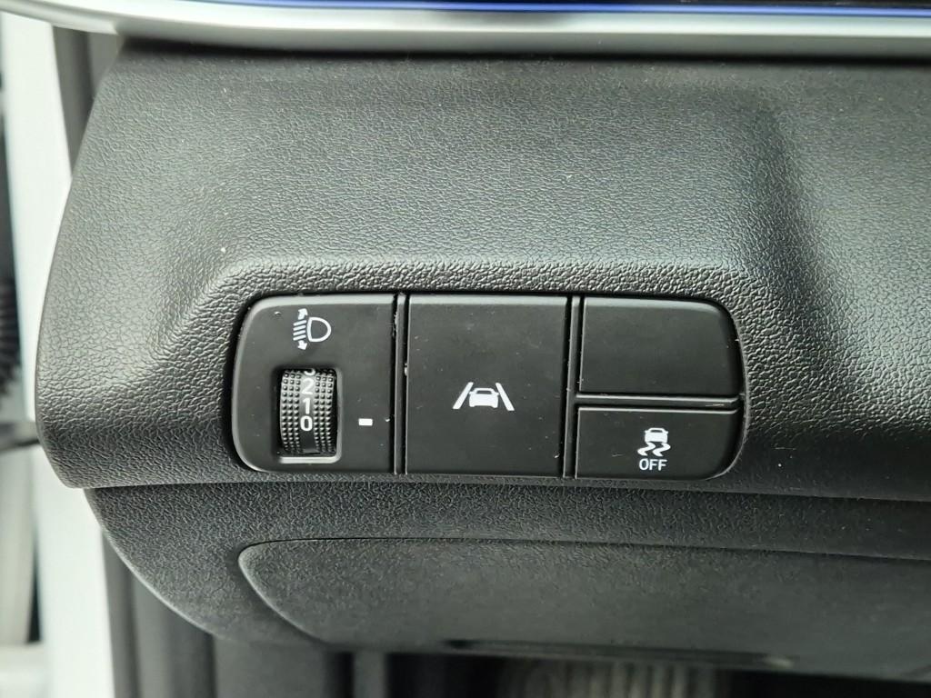 HYUNDAI Avante 2021 Blanco - Importación desde Corea - HF Imports Iquique - Foto 17