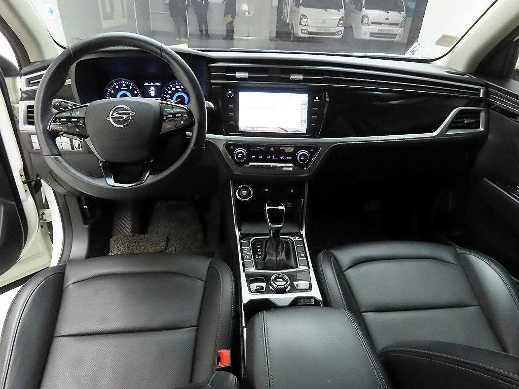 Ssangyong Korando - Vista 8