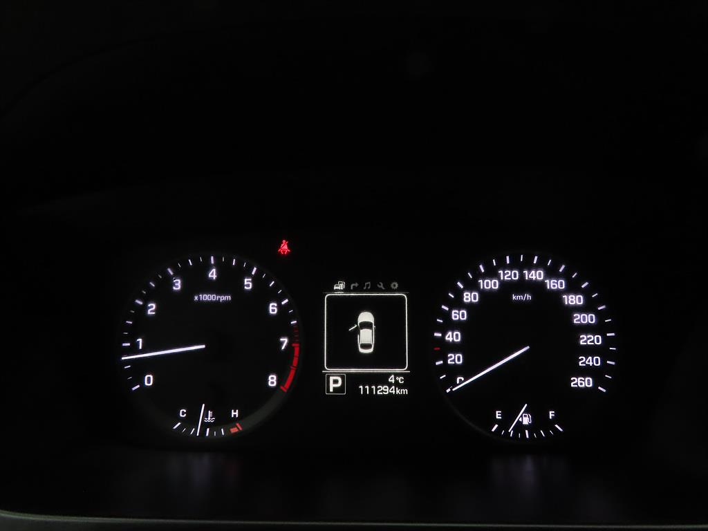 HYUNDAI Sonata - Vista 9