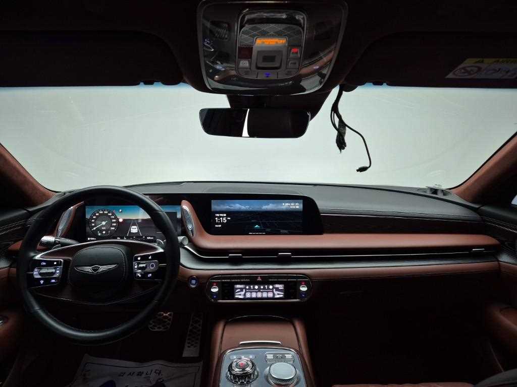 Genesis G90 - Vista 7