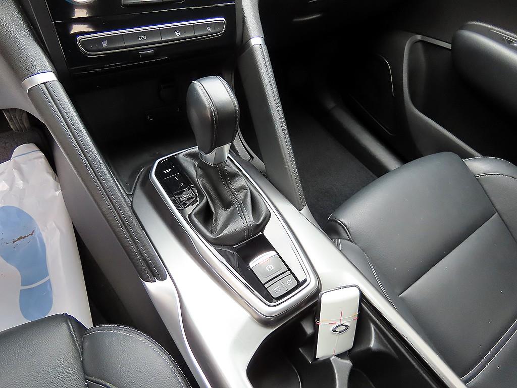 SAMSUNG QM6 - Vista 10