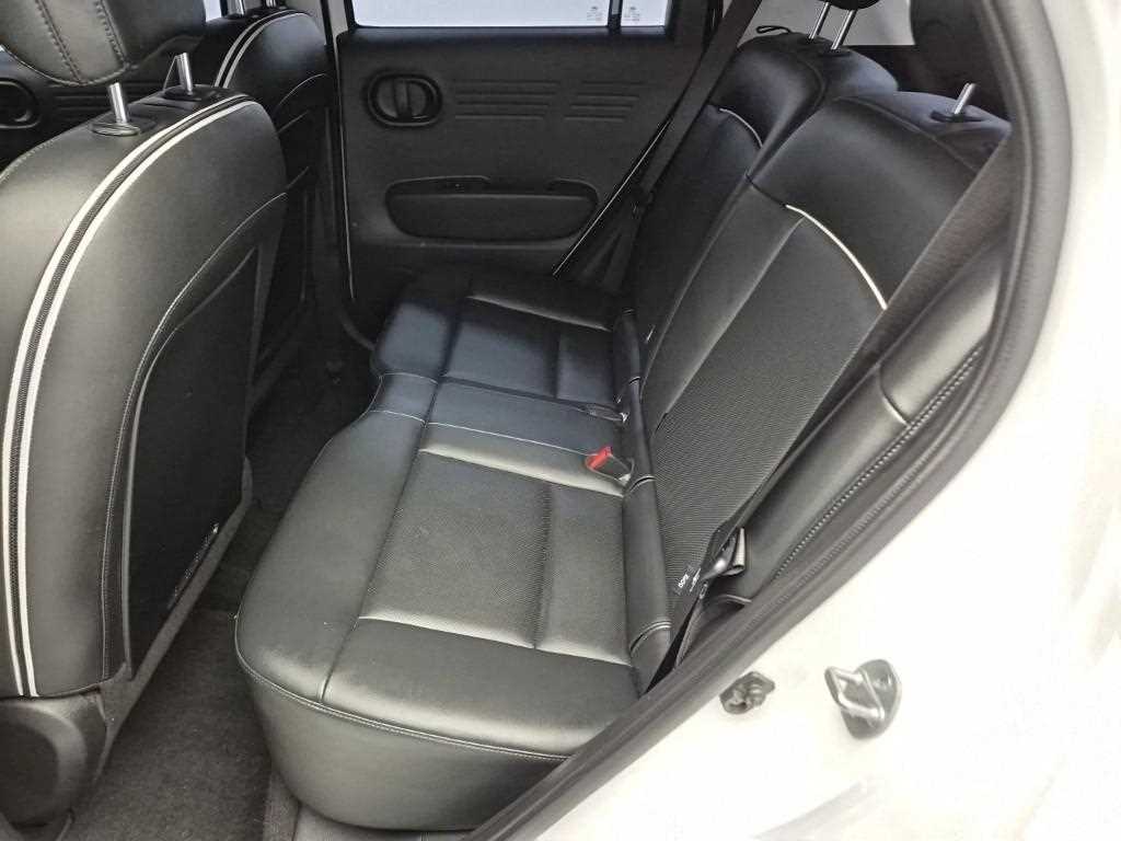 HYUNDAI Casper - Vista 12