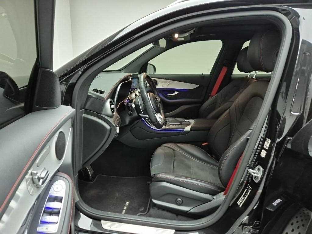 Mercedes Benz GLC Class - Vista 11