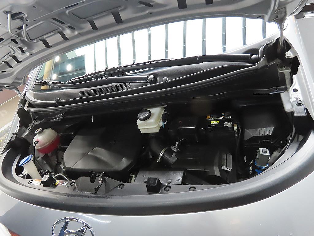 HYUNDAI Staria 2024 Plateado - Importación desde Corea - HF Imports Iquique - Foto 7