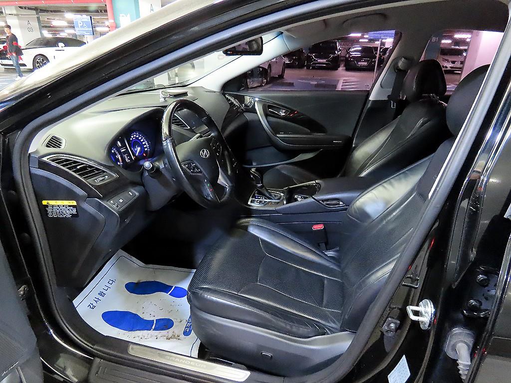 HYUNDAI Grandeur - Vista 6