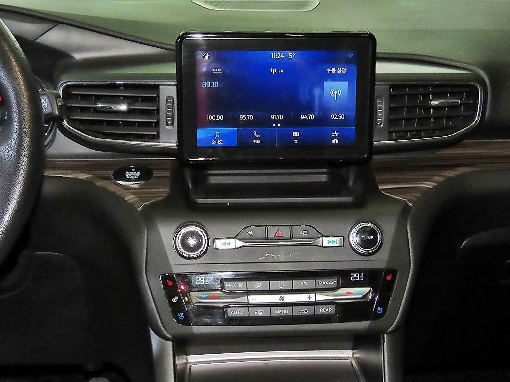 Ford Explorer - Vista 11