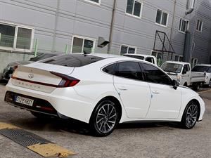 HYUNDAI Sonata - Vista 8