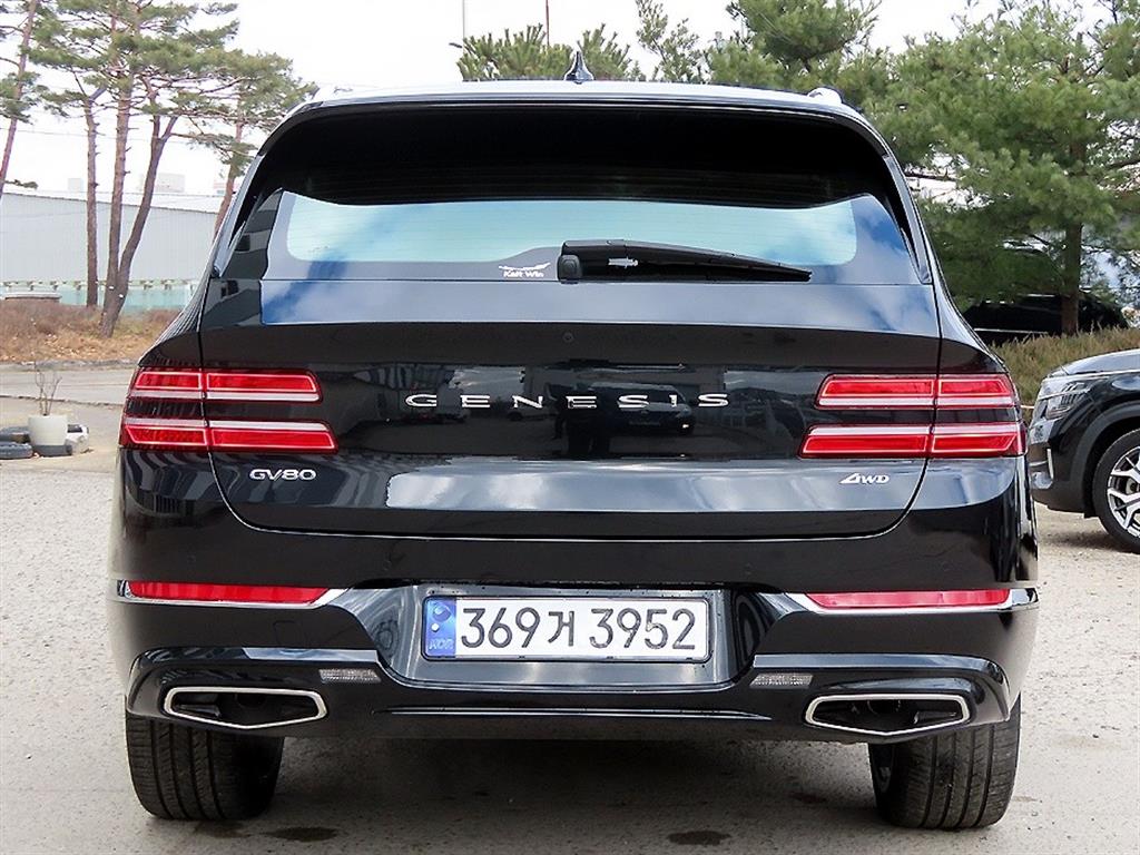 Genesis GV80 - Vista 4