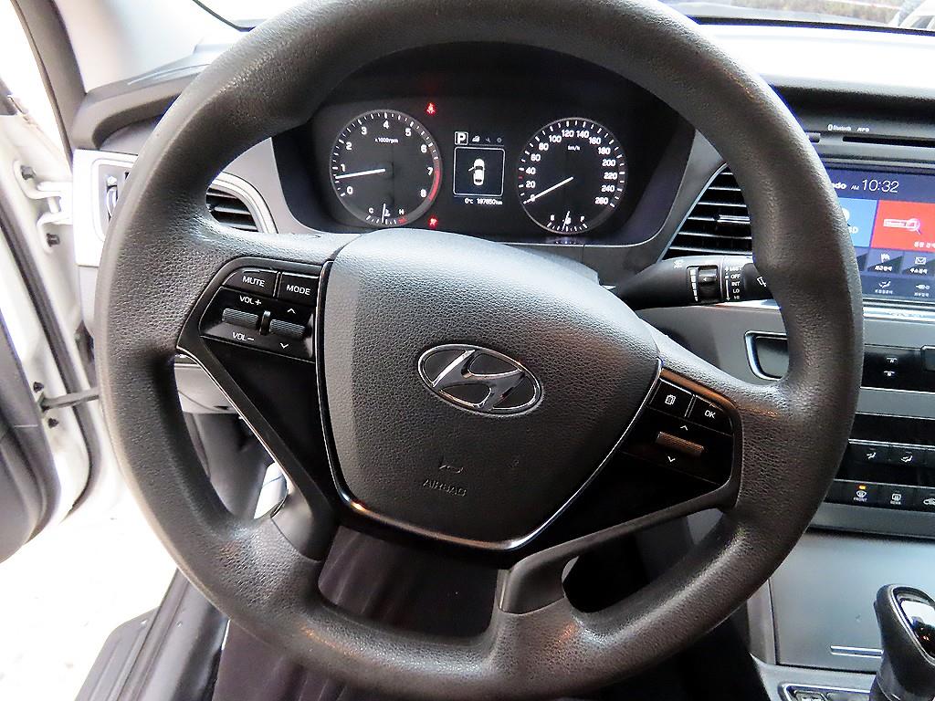 HYUNDAI Sonata - Vista 9