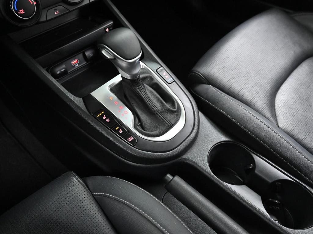 KIA K3 2022 Blanco - Importación desde Corea - HF Imports Iquique - Foto 9