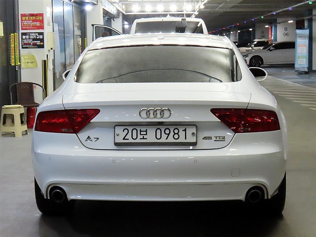 Audi A7 - Vista 5