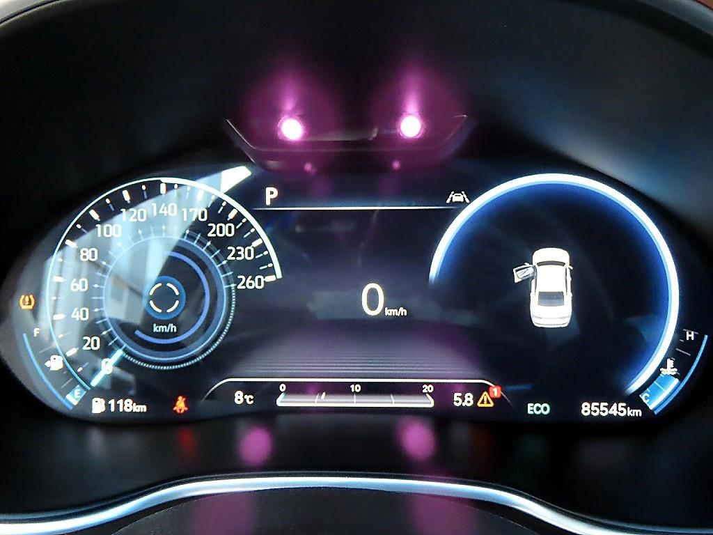 Genesis G80 - Vista 9