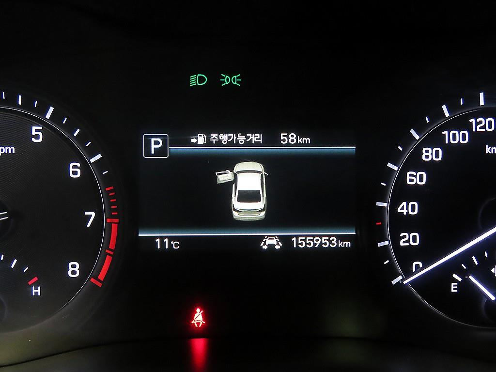 Genesis G80 - Vista 9