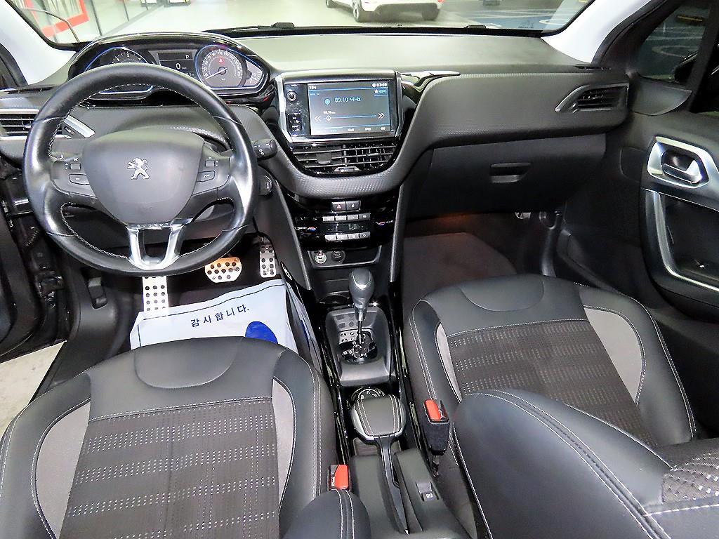 Peugeot 2008 - Vista 10