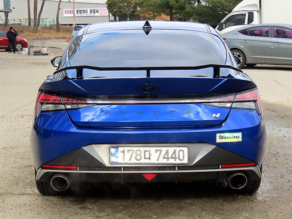 HYUNDAI Avante - Vista 4