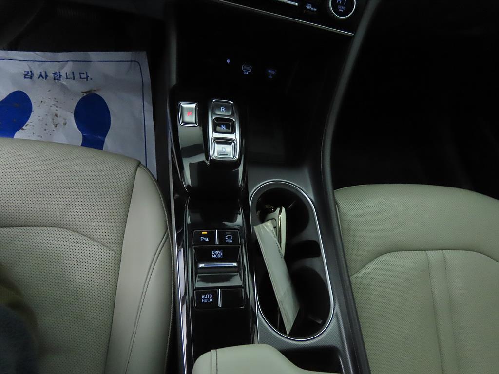 HYUNDAI Sonata - Vista 11