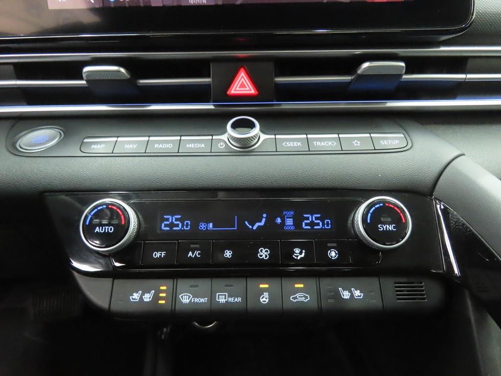 HYUNDAI Avante - Vista 12