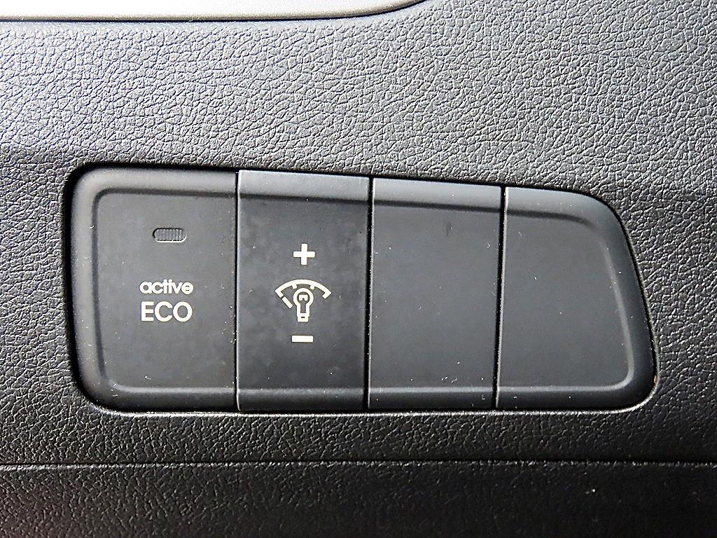 HYUNDAI Avante 2011 - Importación desde Corea - HF Imports Iquique - Foto 13