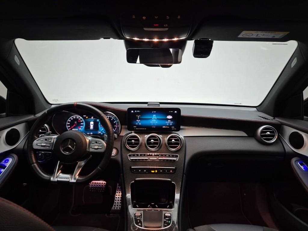 Mercedes Benz GLC Class - Vista 7