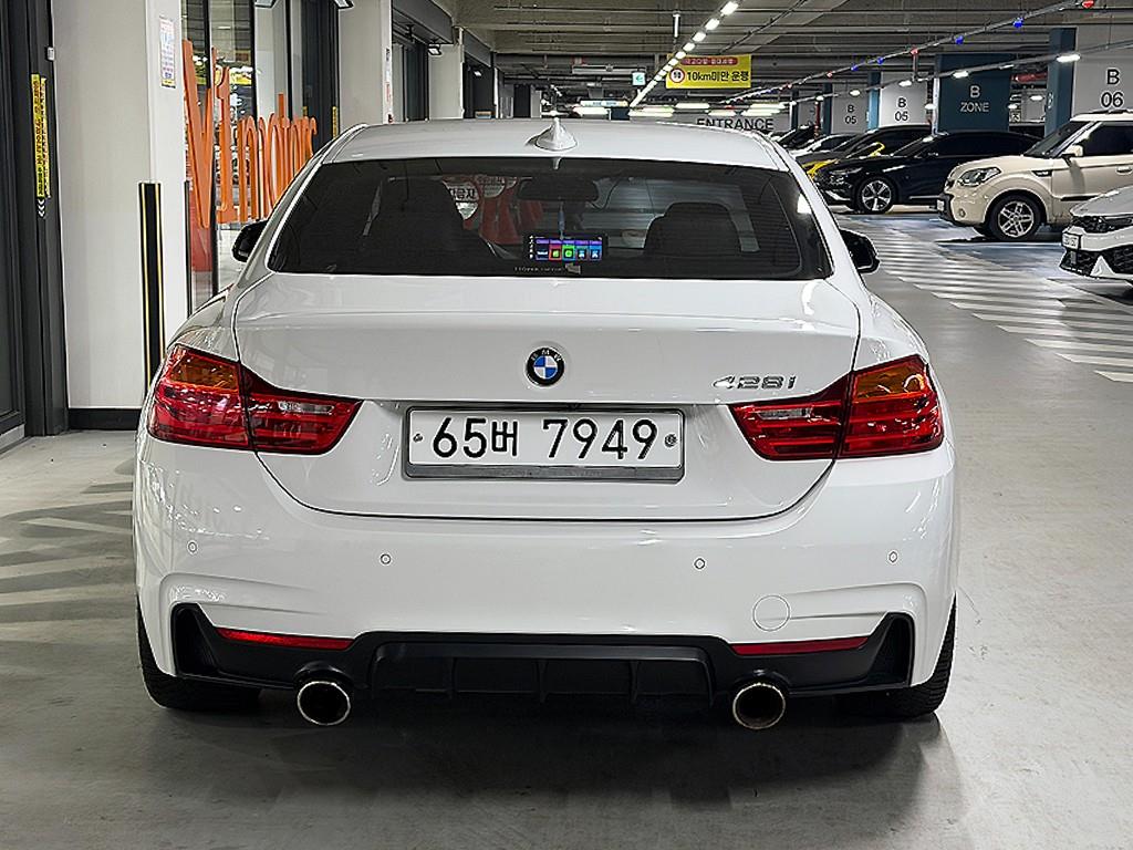 BMW 4 Series - Vista 4