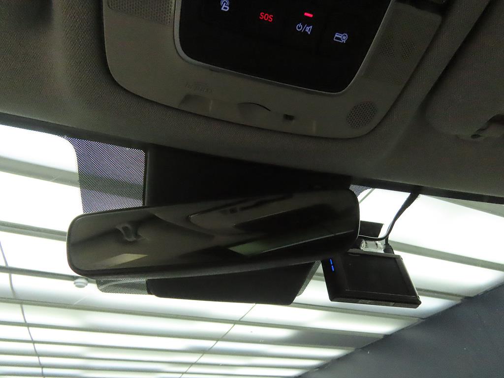 HYUNDAI Sonata - Vista 12