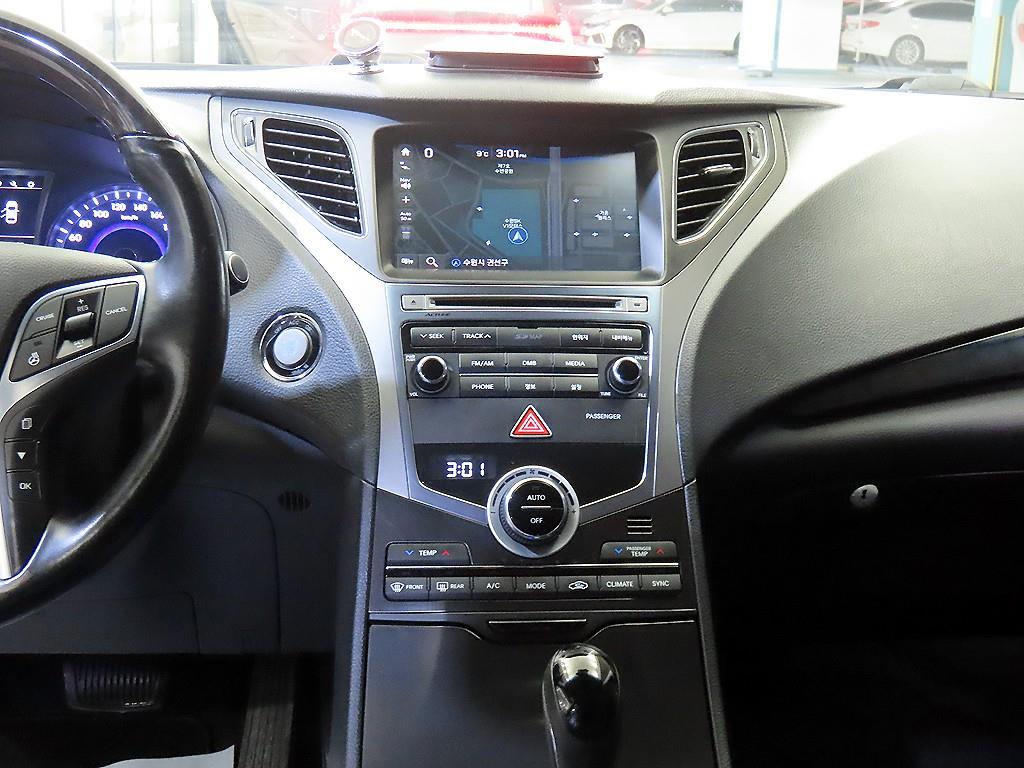 HYUNDAI Grandeur - Vista 11