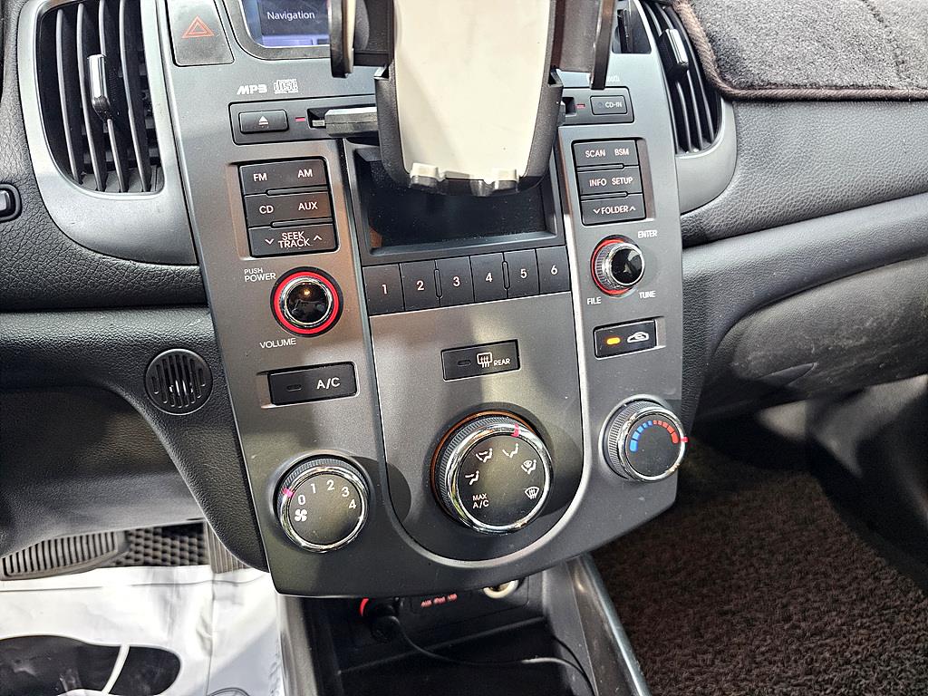 KIA Forte 2012 Blanco - Importación desde Corea - HF Imports Iquique - Foto 14