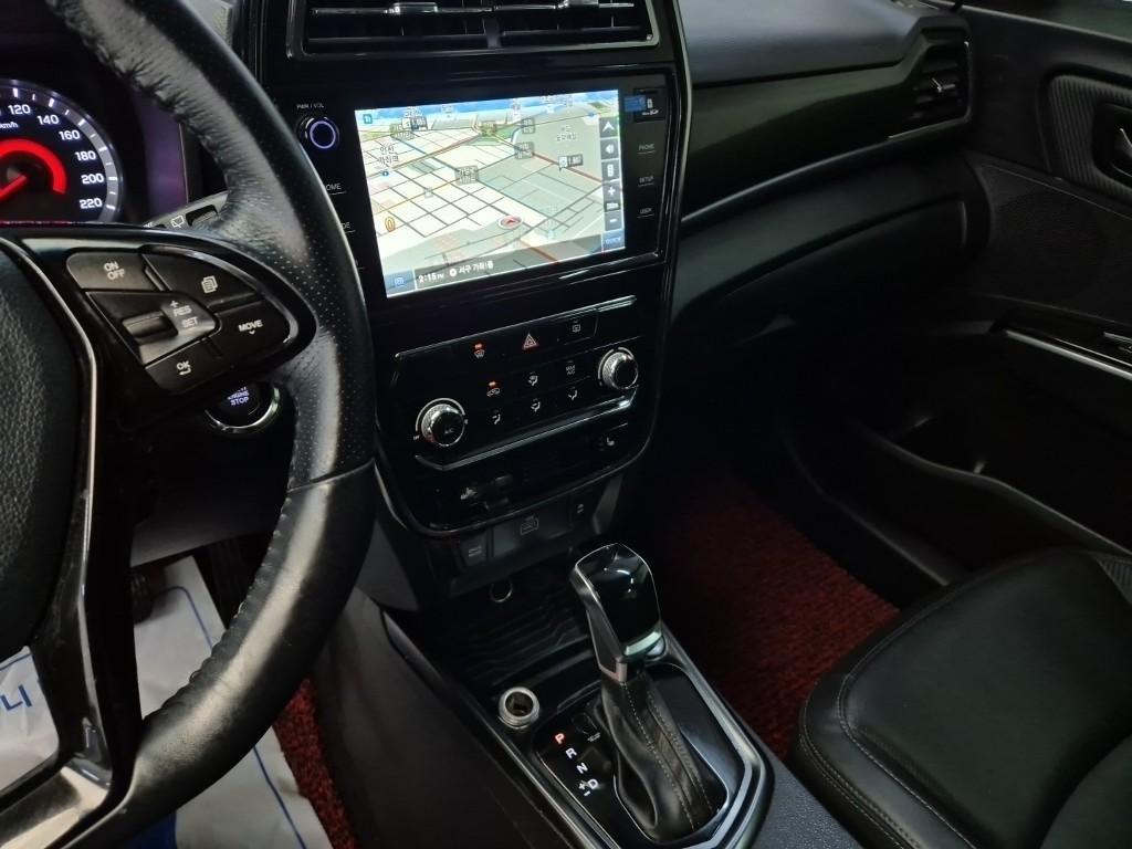 Ssangyong Tivoli - Vista 6