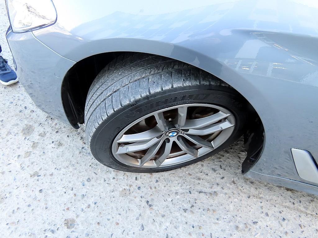 BMW 5 Series 2018 Gris - Importación desde Corea - HF Imports Iquique - Foto 20