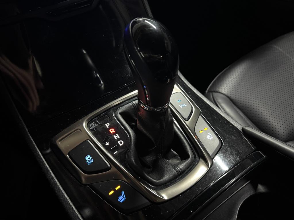 HYUNDAI Grandeur - Vista 11