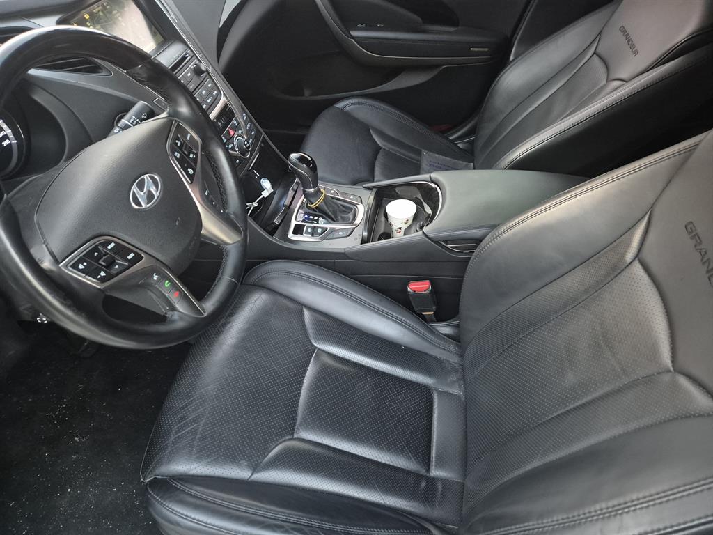 HYUNDAI Grandeur 2014 Plateado - Importación desde Corea - HF Imports Iquique - Foto 16