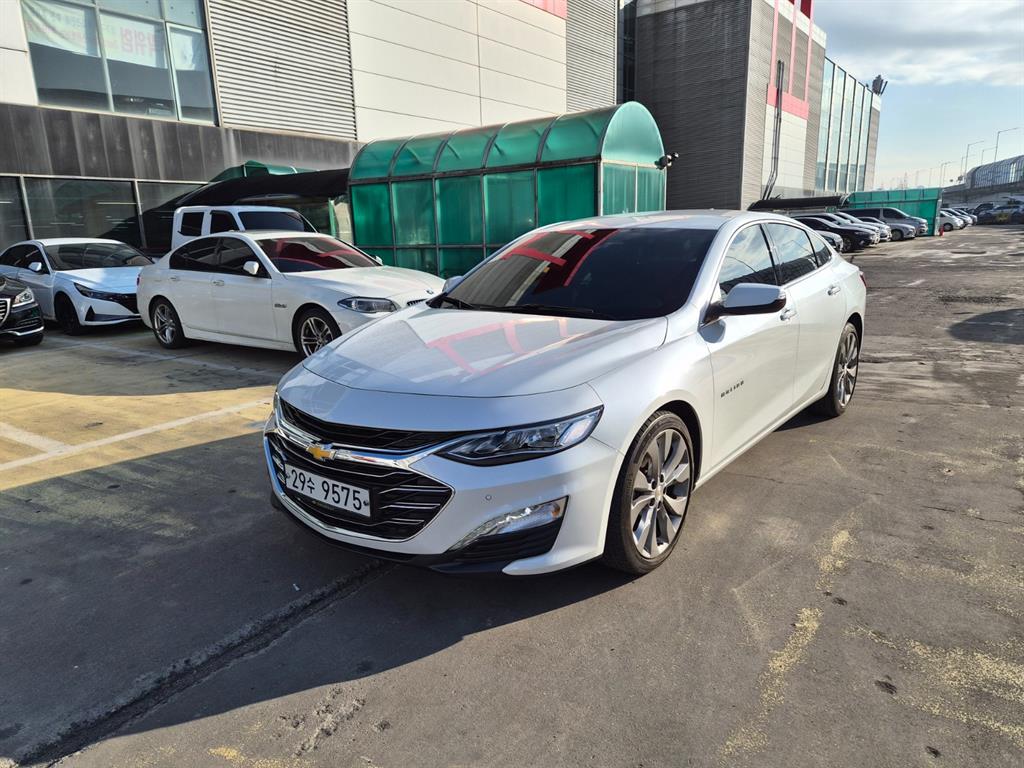 Chevrolet Malibu - Vista 2