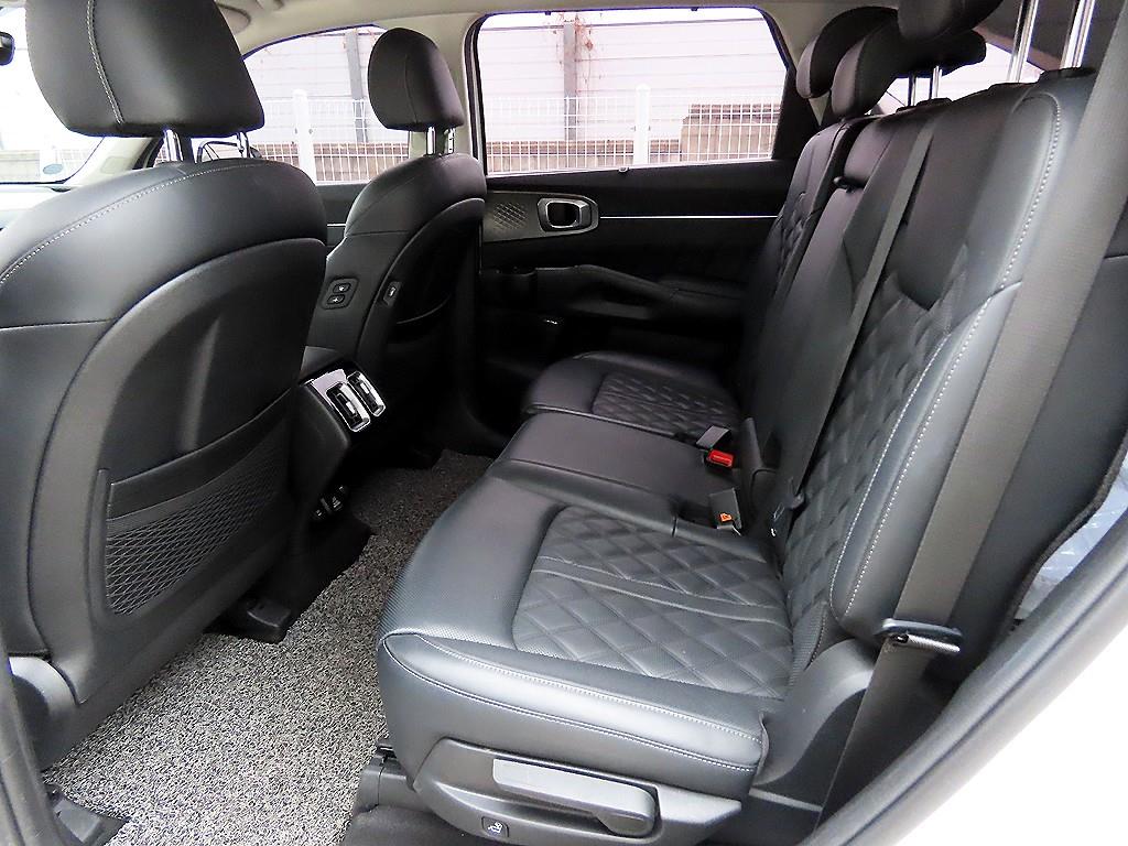KIA Sorento - Vista 6