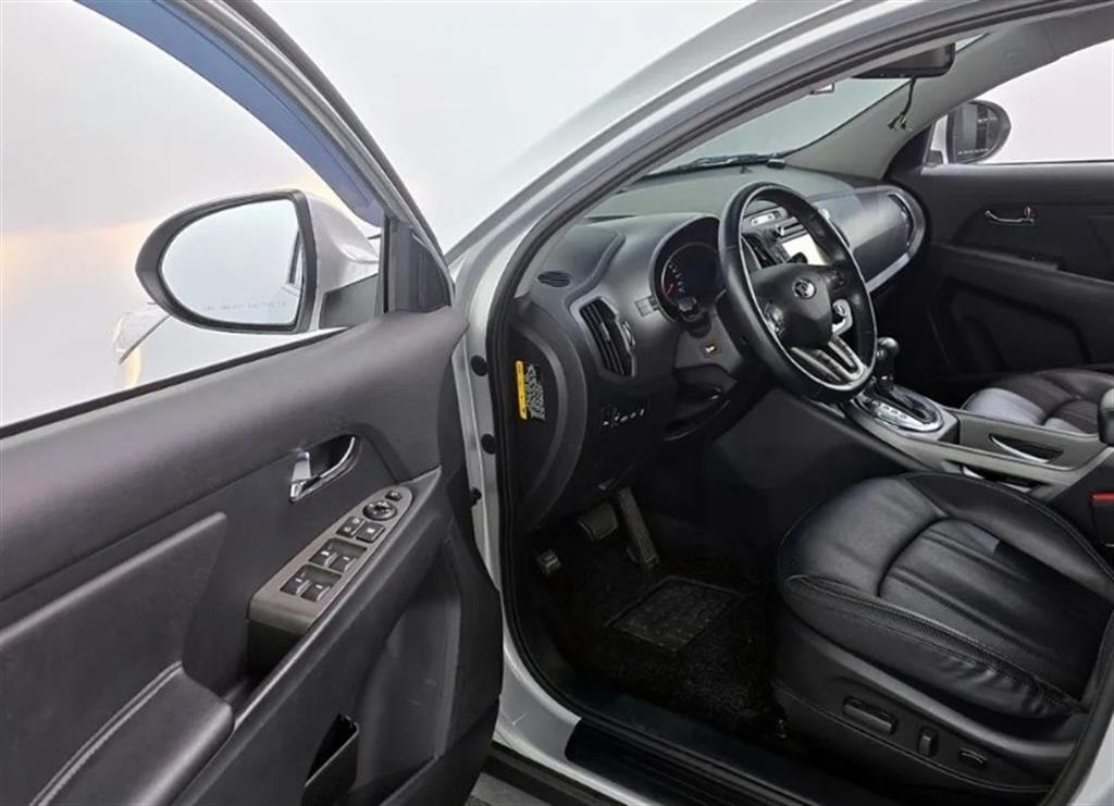 KIA Sportage - Vista 10