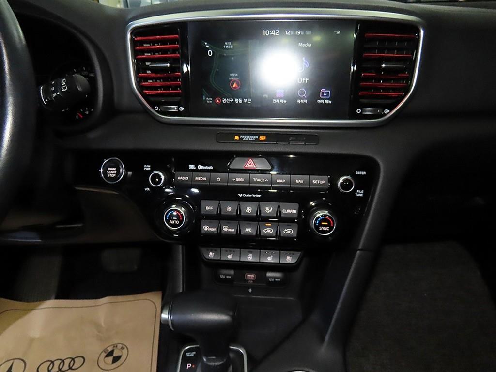 KIA Sportage - Vista 11