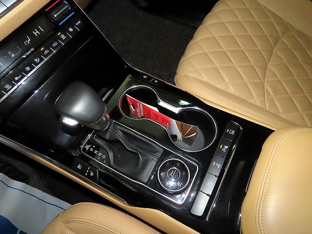 KIA Mohave - Vista 12